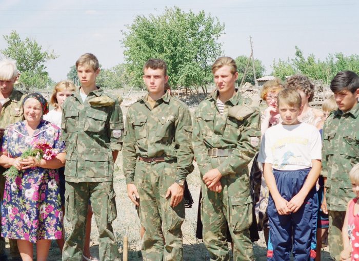 Астраханцы в поисковой экспедиции в Волгоградской области, 1997 год